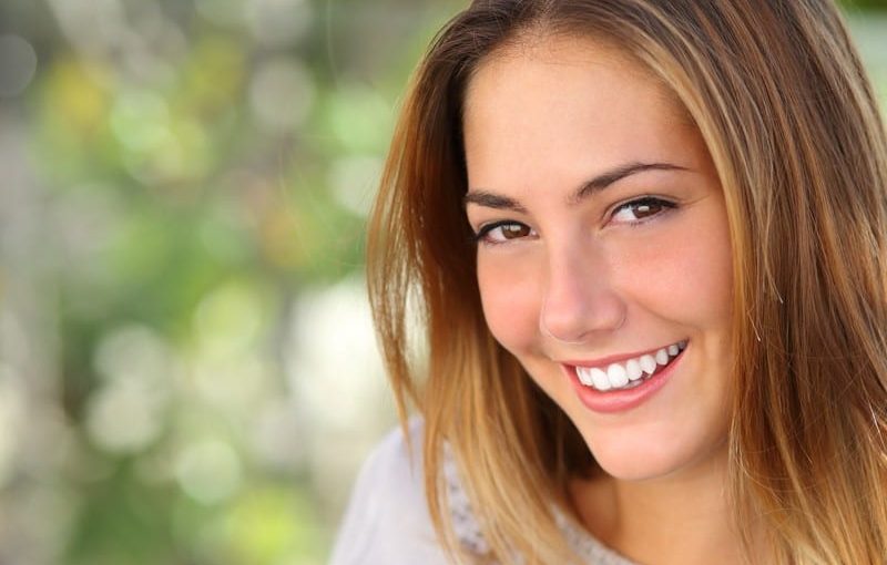 Smile Design Services: Signs Your Smile Needs Attention