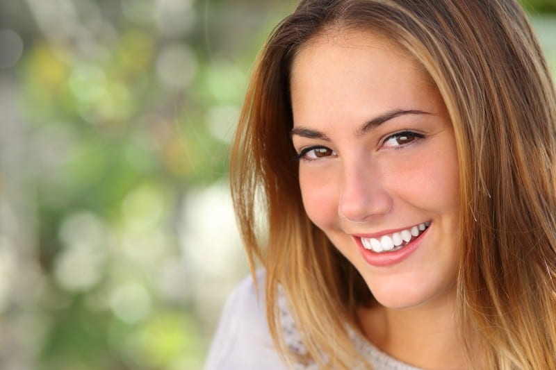 Dentist in Hollywood, FL: Comprehensive Dental Care You Can Trust 5 bright smile with perfect teeth
